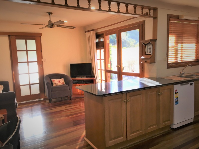 262 Cordeaux Road, Mount Kembla NSW 2526