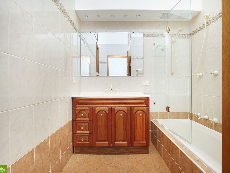 3 Arter Avenue, Figtree NSW 2525