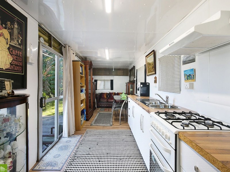 15/4 Woodrow Place, Figtree NSW 2525