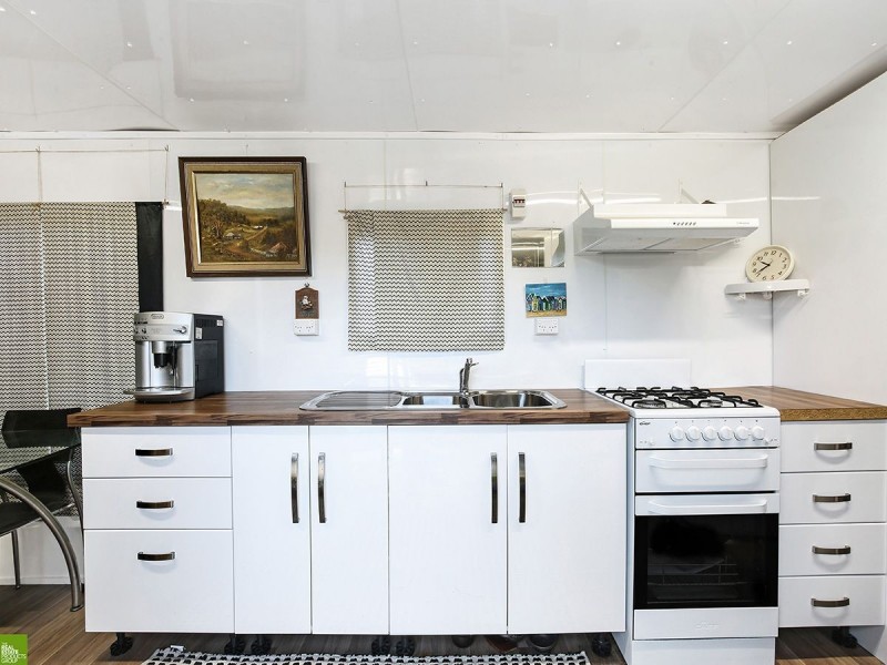 15/4 Woodrow Place, Figtree NSW 2525