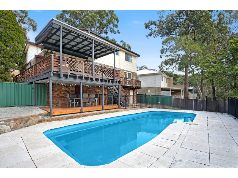 2 Aminya Place, Farmborough Heights NSW 2526