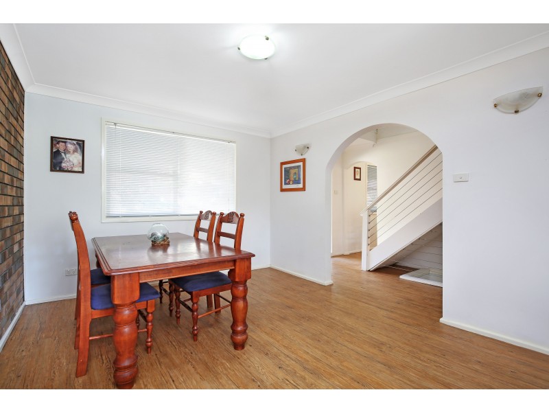 2 Aminya Place, Farmborough Heights NSW 2526