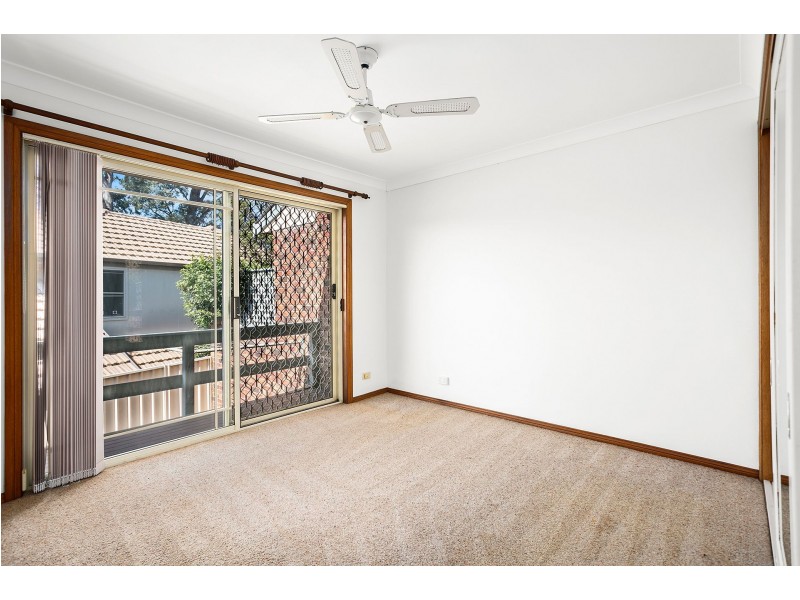 2/27 Bellevue Road, Figtree NSW 2525