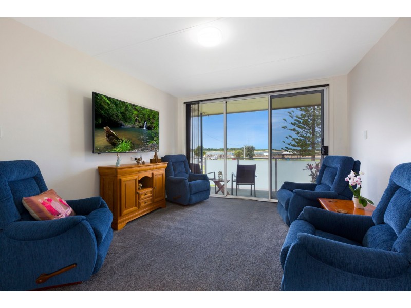 3/33 Reddall Parade, Lake Illawarra NSW 2528