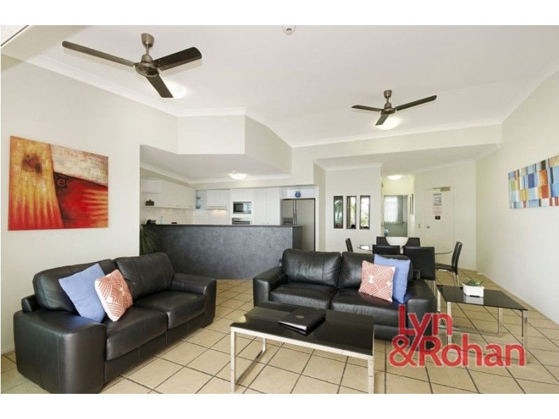 33/7 Mariners Drive, Townsville City QLD 4810