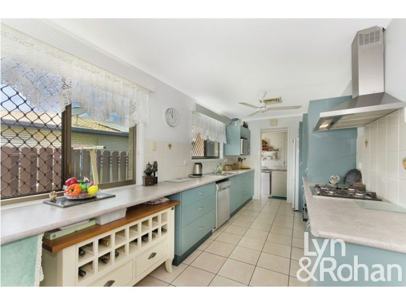 16 Mott Street, Heatley QLD 4814