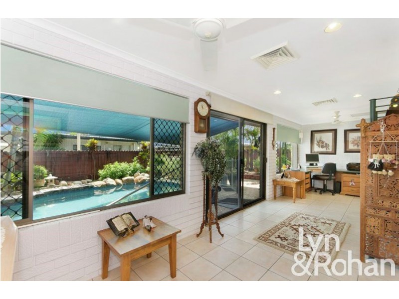 16 Mott Street, Heatley QLD 4814