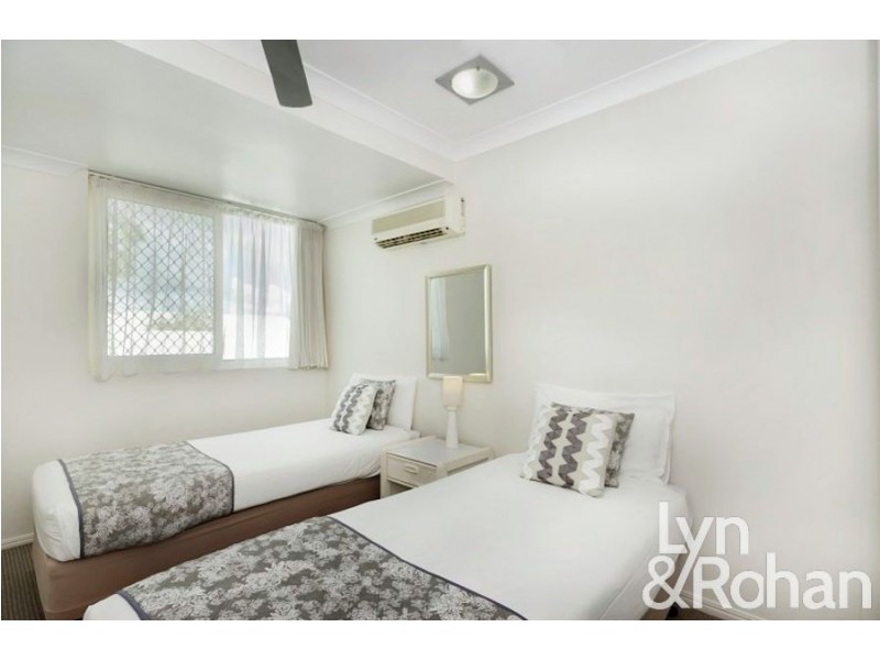 12/7 Mariners Drive, Townsville City QLD 4810
