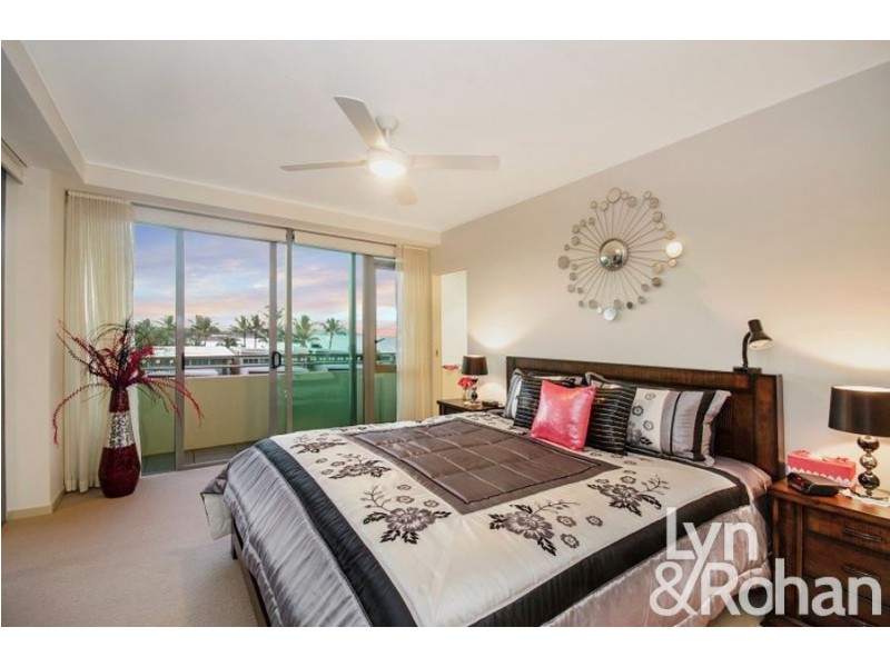 2409/6 Mariners Drive, Townsville City QLD 4810