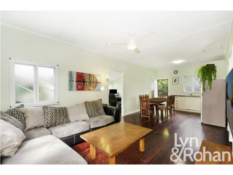 18 Parramatta Street, Belgian Gardens QLD 4810