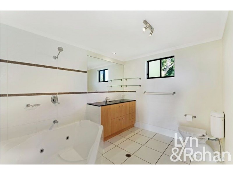 4/13 Little Street, Belgian Gardens QLD 4810