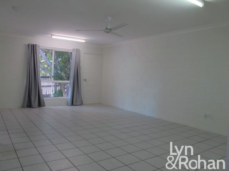 3/18 Redpath Street, North Ward QLD 4810