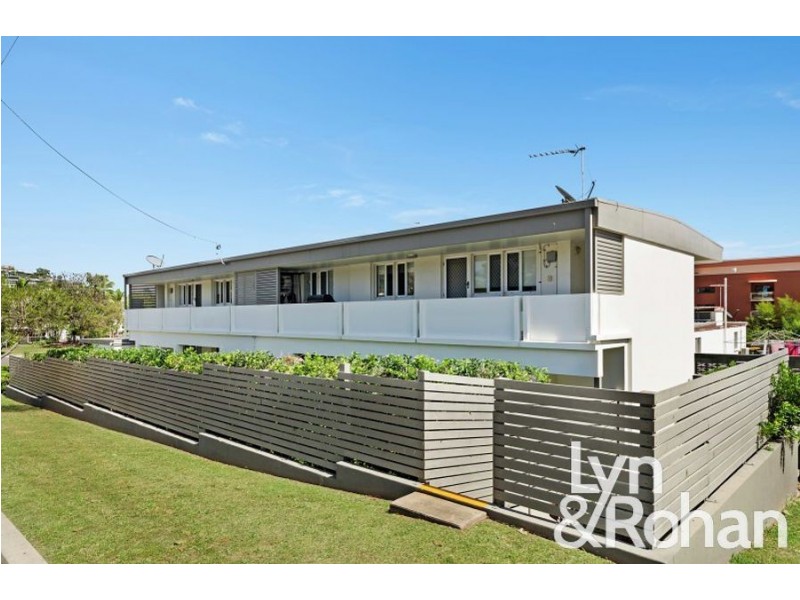 4/8 McKinley Street, North Ward QLD 4810