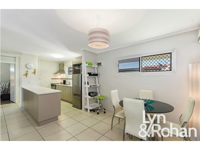 4/8 McKinley Street, North Ward QLD 4810