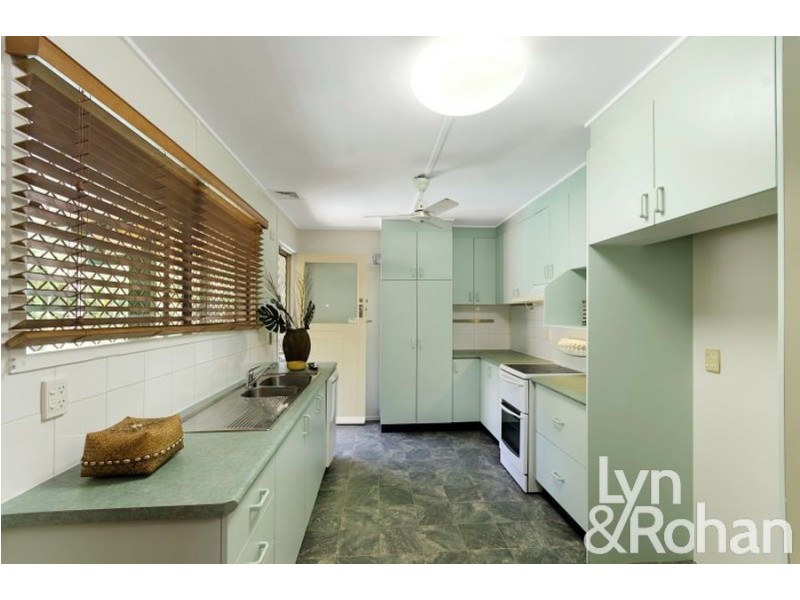 8 Daniels Street, Vincent QLD 4814