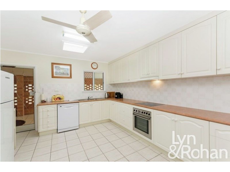 8 Kane Street, Mundingburra QLD 4812