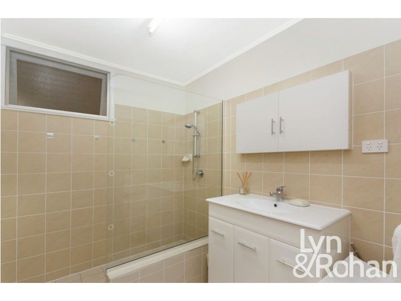 8 Kane Street, Mundingburra QLD 4812