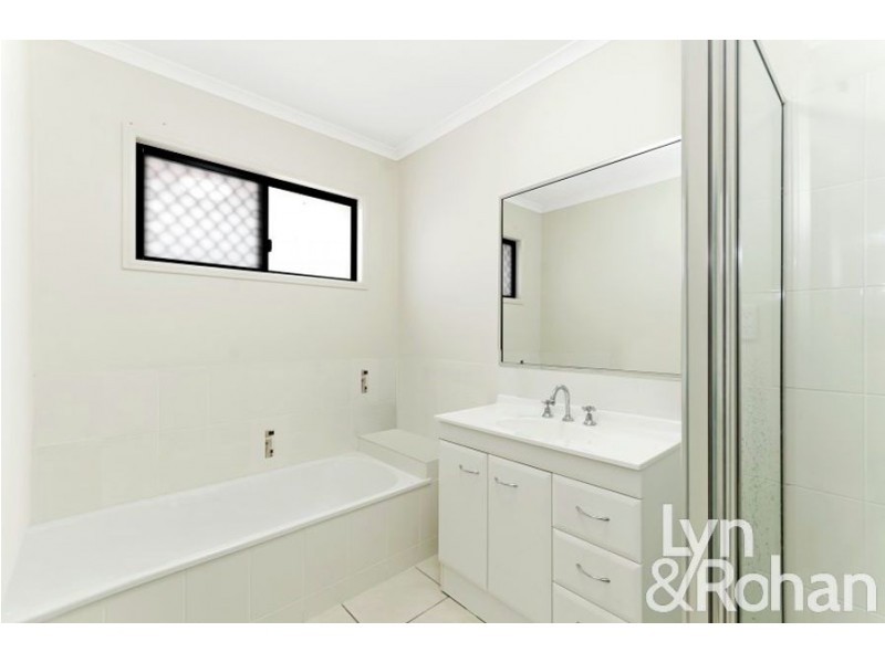 3 Anchorage Circuit, Bushland Beach QLD 4818