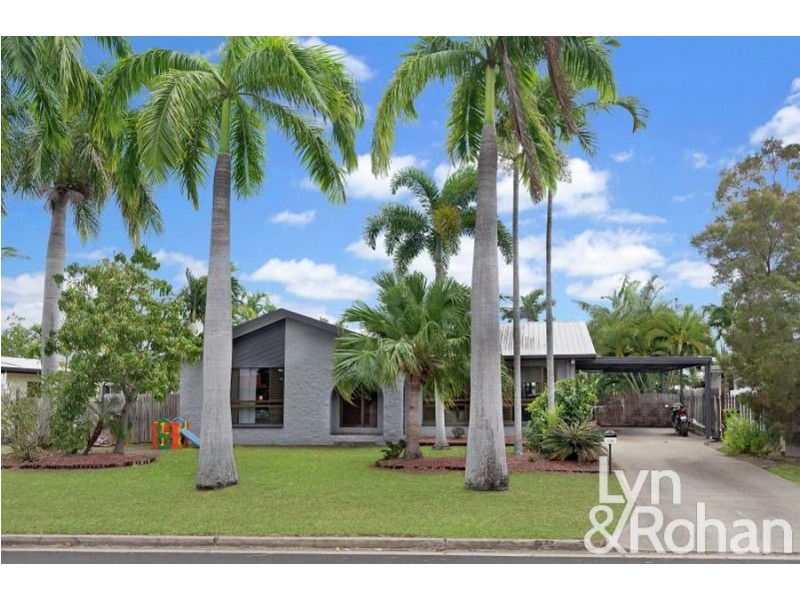 110 Whitsunday Dr, Kirwan QLD 4817