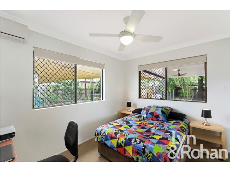 110 Whitsunday Dr, Kirwan QLD 4817