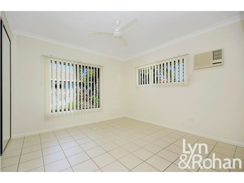 8 Constable Court, Kirwan QLD 4817