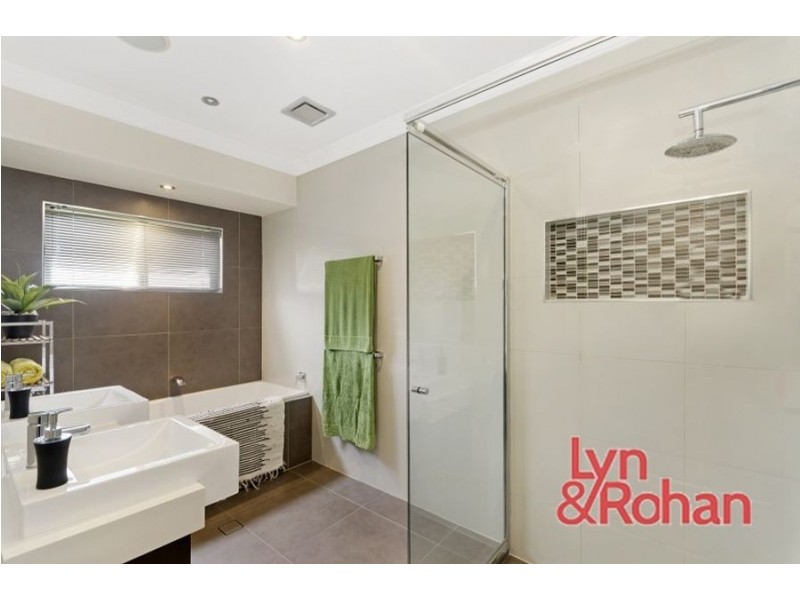 2 Raja Aho Road, Rangewood QLD 4817