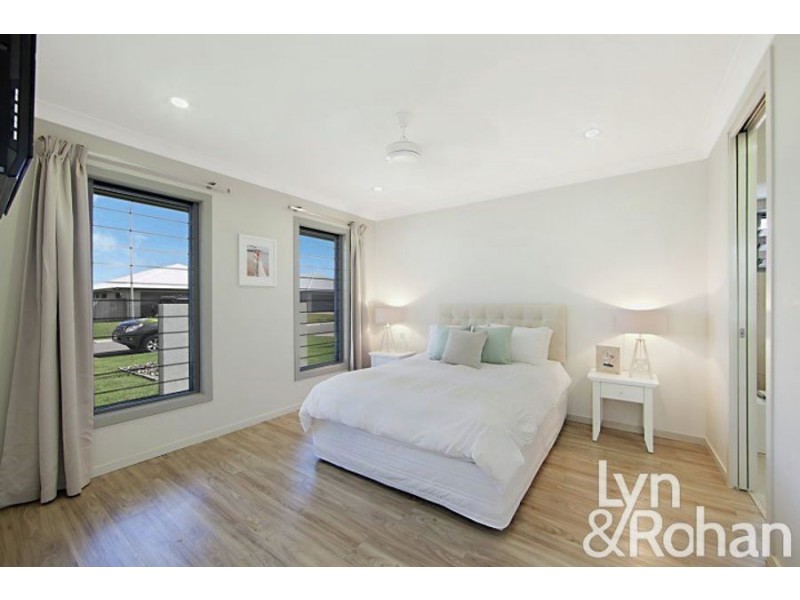 14 Biscayne Street, Burdell QLD 4818