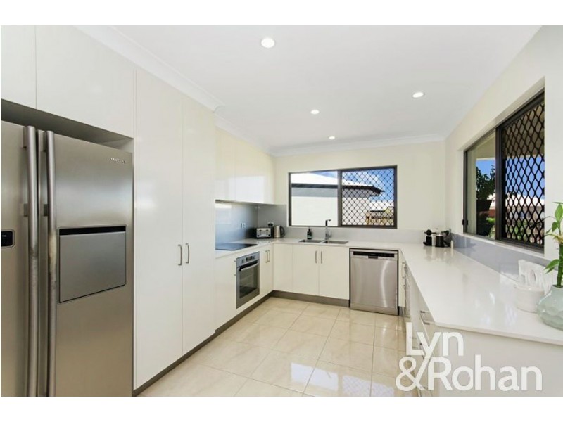 48 Tasman Circuit, Burdell QLD 4818