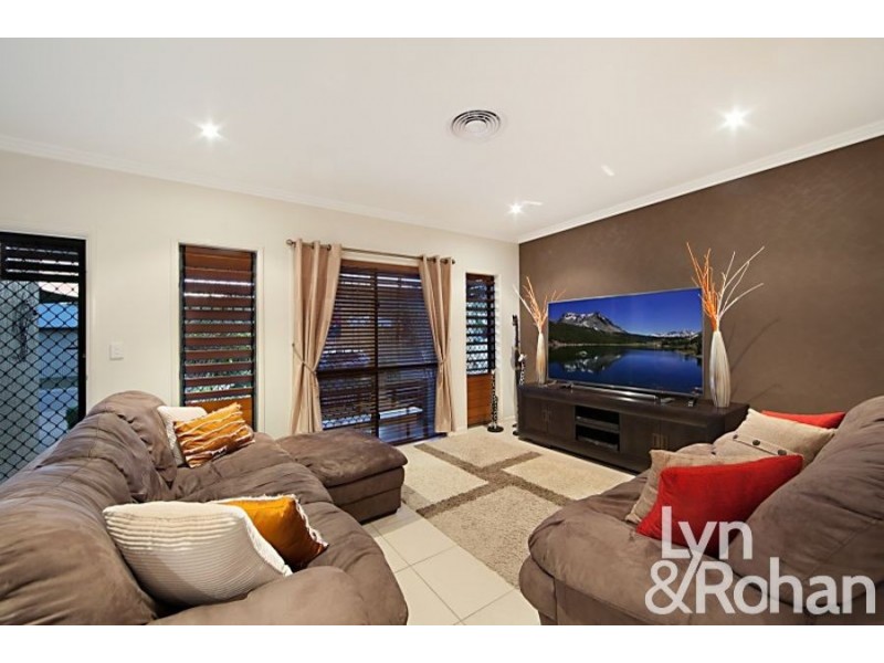 37 Keeper Court, Mount Louisa QLD 4814