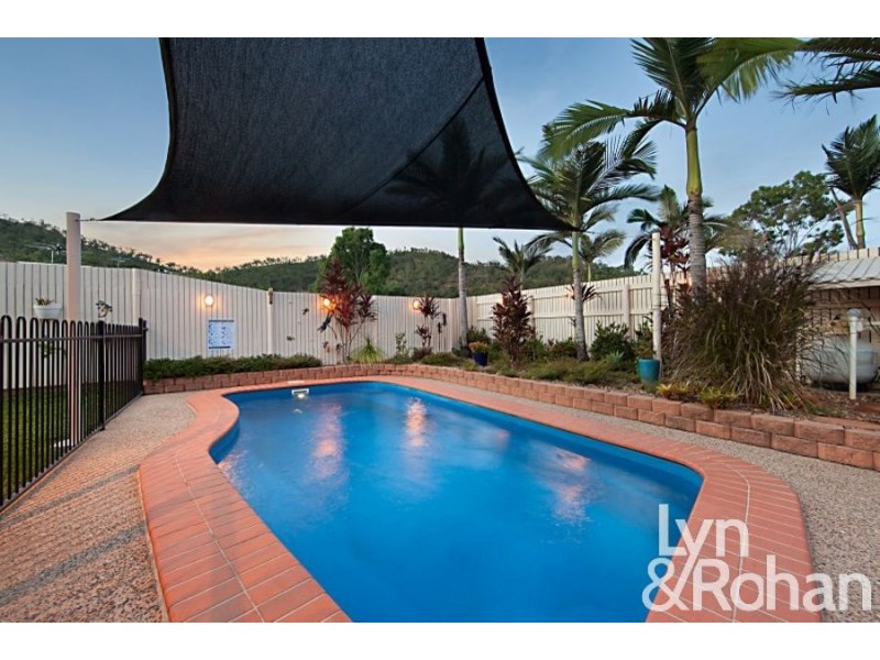 37 Keeper Court, Mount Louisa QLD 4814