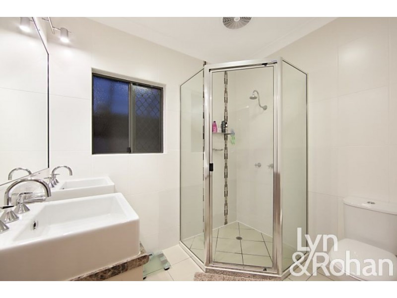 37 Keeper Court, Mount Louisa QLD 4814