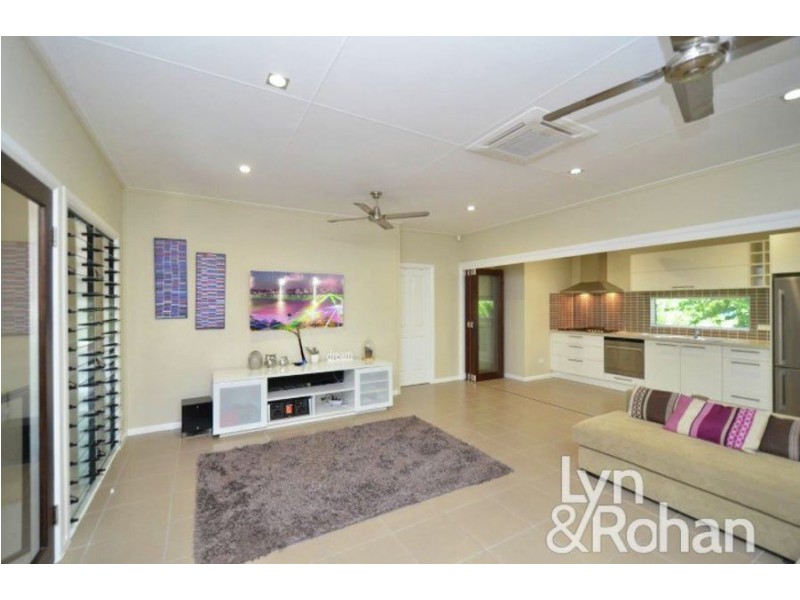 5 Lomax Street, Mysterton QLD 4812