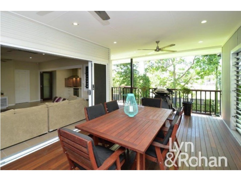 5 Lomax Street, Mysterton QLD 4812