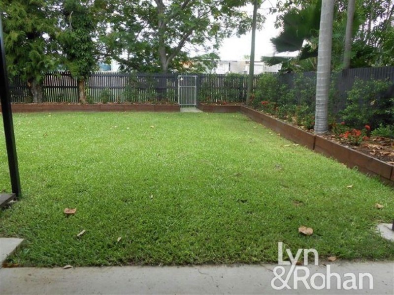 5 Lomax Street, Mysterton QLD 4812