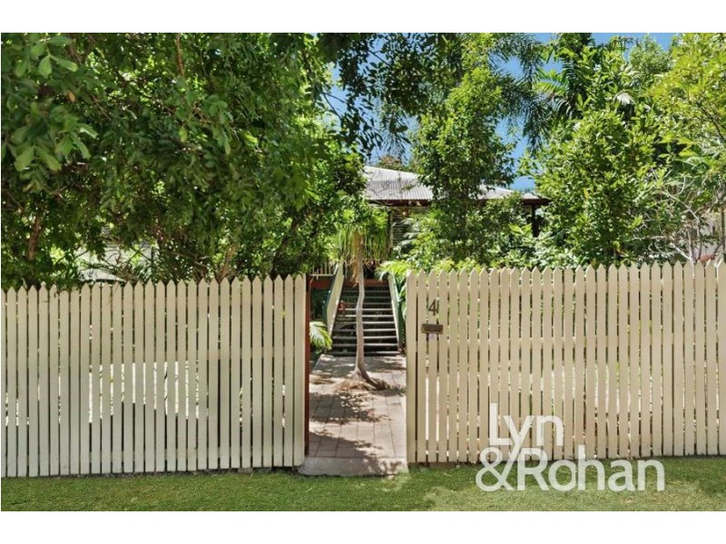 4 Claude Street, West End QLD 4810