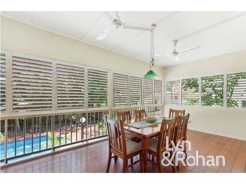 4 Claude Street, West End QLD 4810