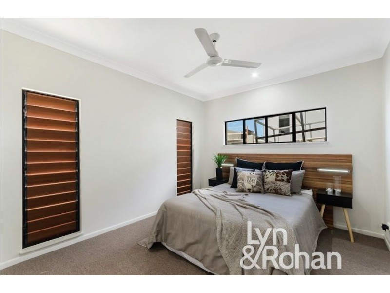 9 Phantom Place, Mount Louisa QLD 4814