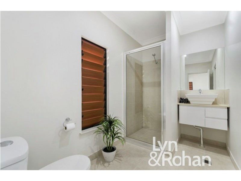 9 Phantom Place, Mount Louisa QLD 4814