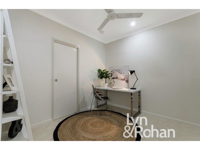 9 Phantom Place, Mount Louisa QLD 4814