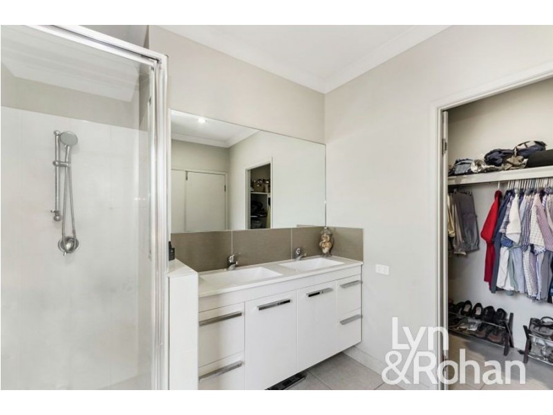 3 Arafura Close, Burdell QLD 4818