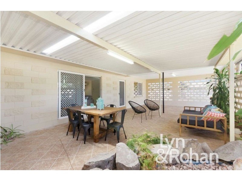 17 Shelton Street, Kirwan QLD 4817