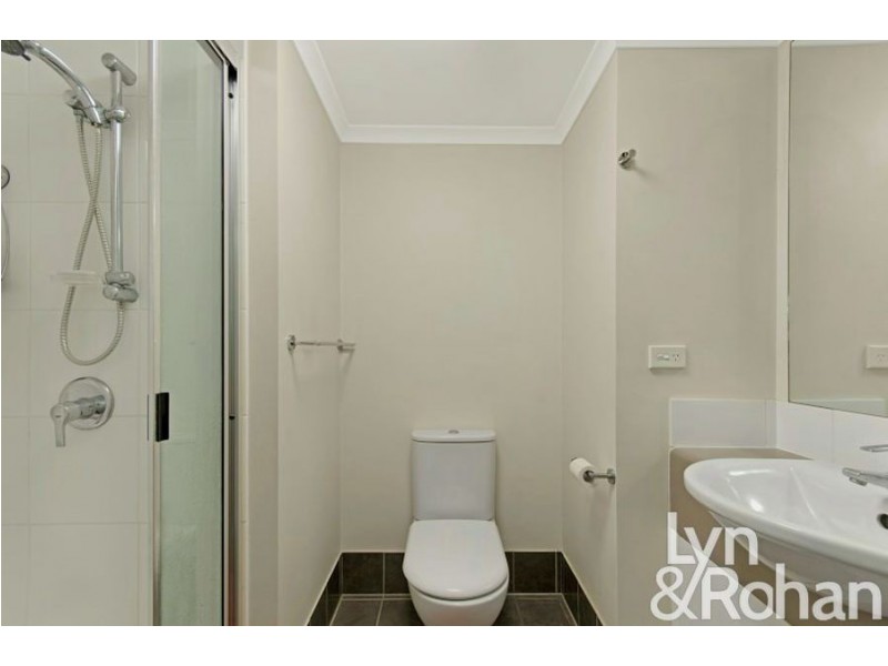 1/42 Warburton Street, North Ward QLD 4810