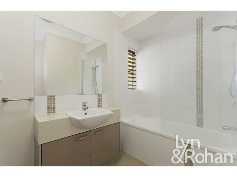 90/42 Warburton Street, North Ward QLD 4810