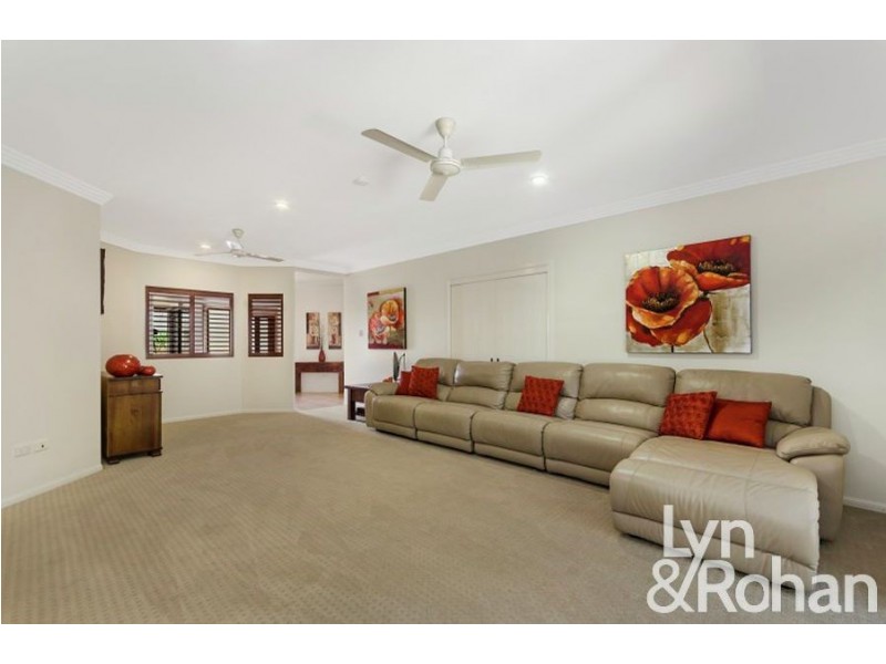 3 Riviera Circuit, Kirwan QLD 4817