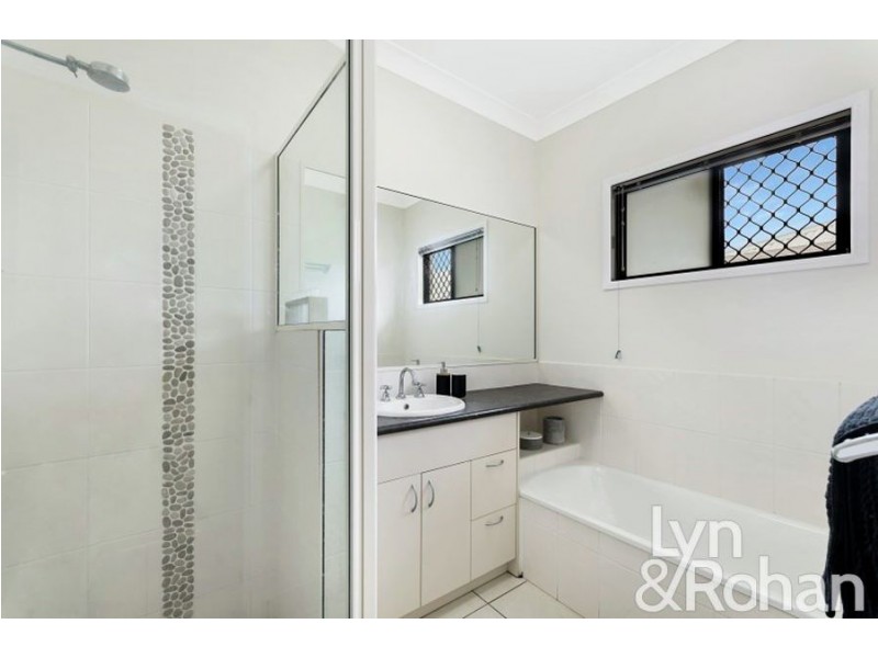 11 Lyrebird Lane, Bohle Plains QLD 4817