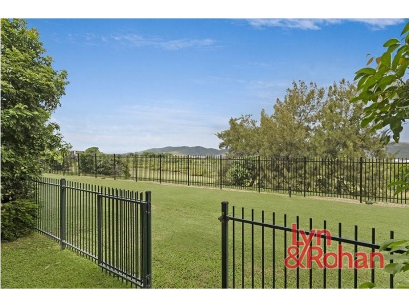 43/111 Bowen Road, Rosslea QLD 4812