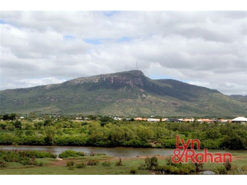 43/111 Bowen Road, Rosslea QLD 4812