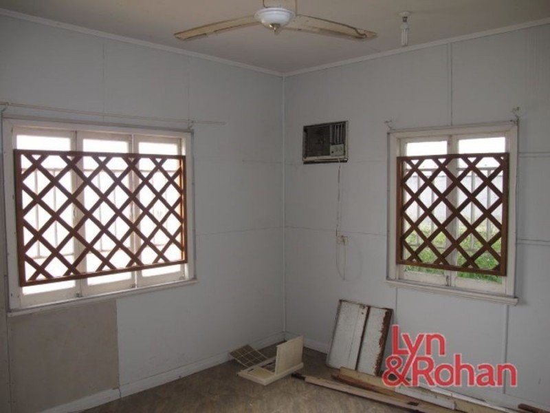 18 Collins Street, Aitkenvale QLD 4814