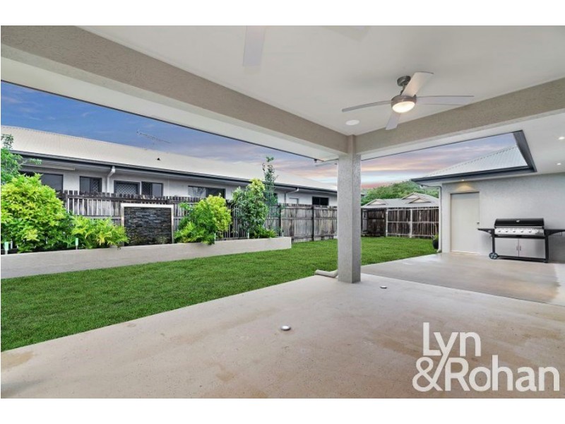 25 Stoneville Circuit, Mount Louisa QLD 4814