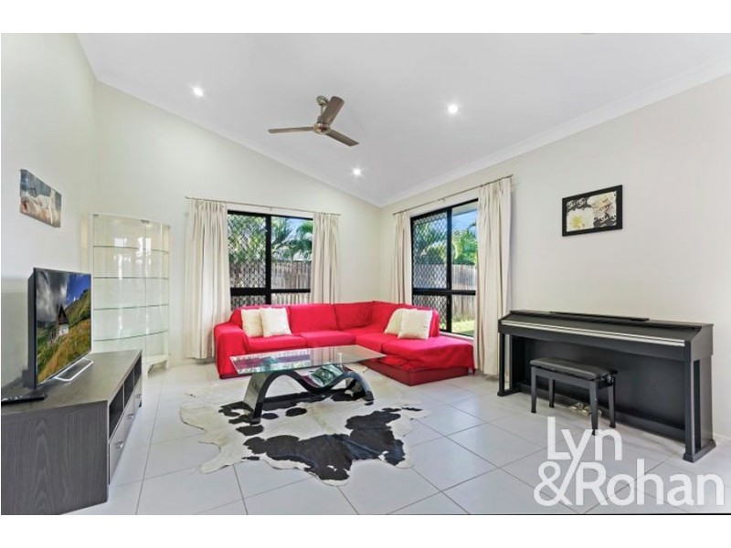 25 Stoneville Circuit, Mount Louisa QLD 4814